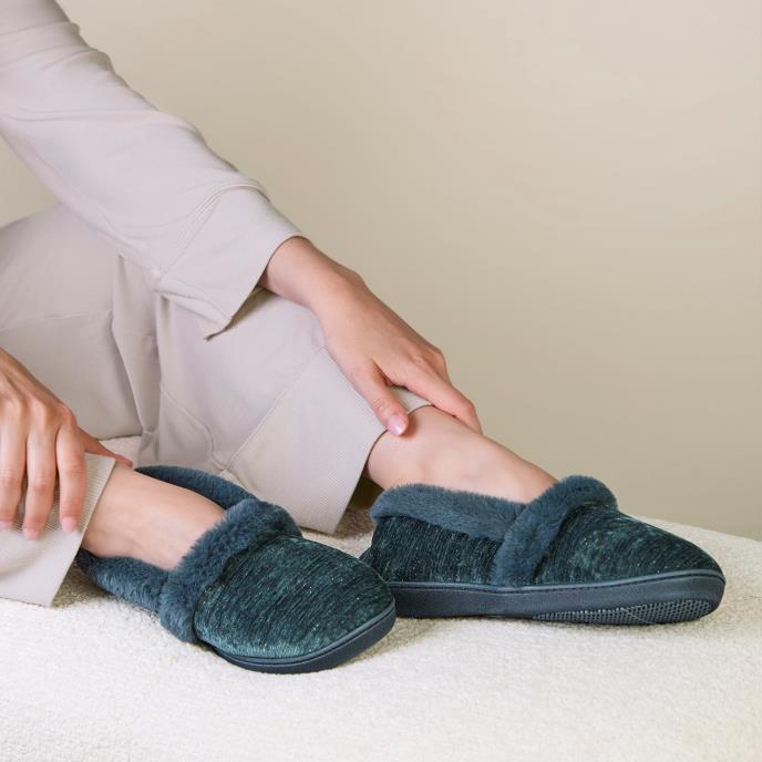 Isotoner® Ladies Sparkle Full Back Slipper Green
